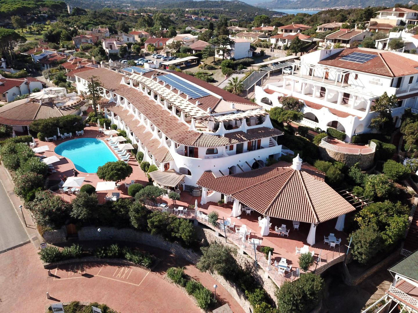 Panoramisch bergzicht — Hotel Punta Est