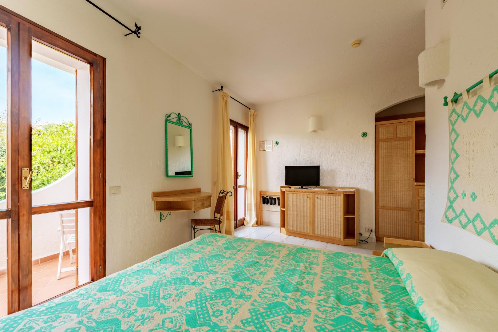 Suite met zithoek — Hotel Punta Est