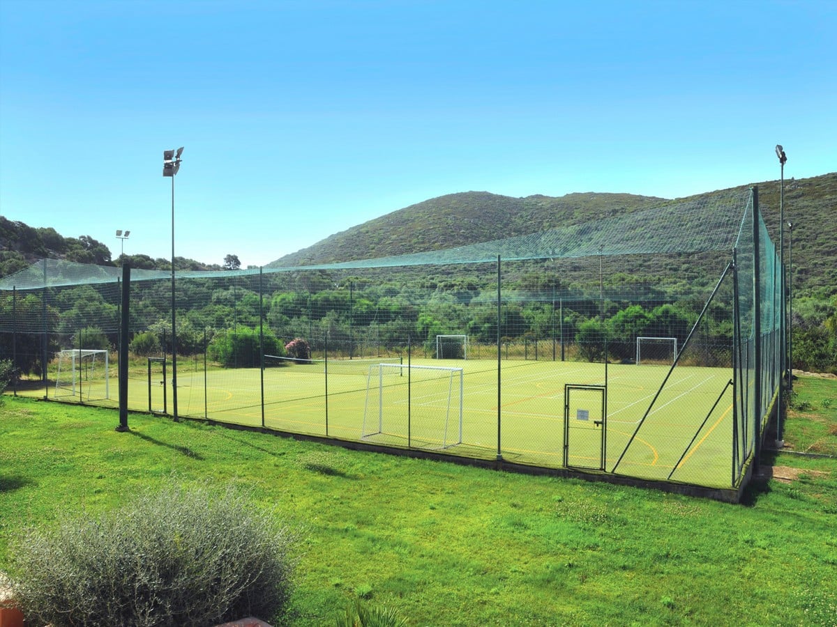 Panoramisch bergzicht — ISA-Residence