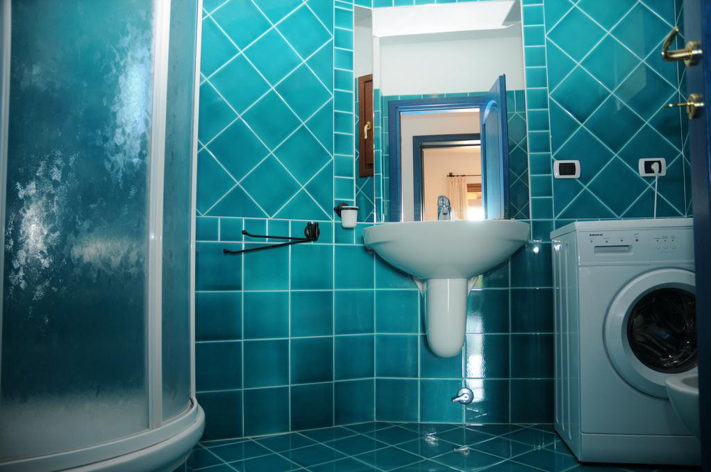 Badkamer met inloopdouche — ISA-Residence