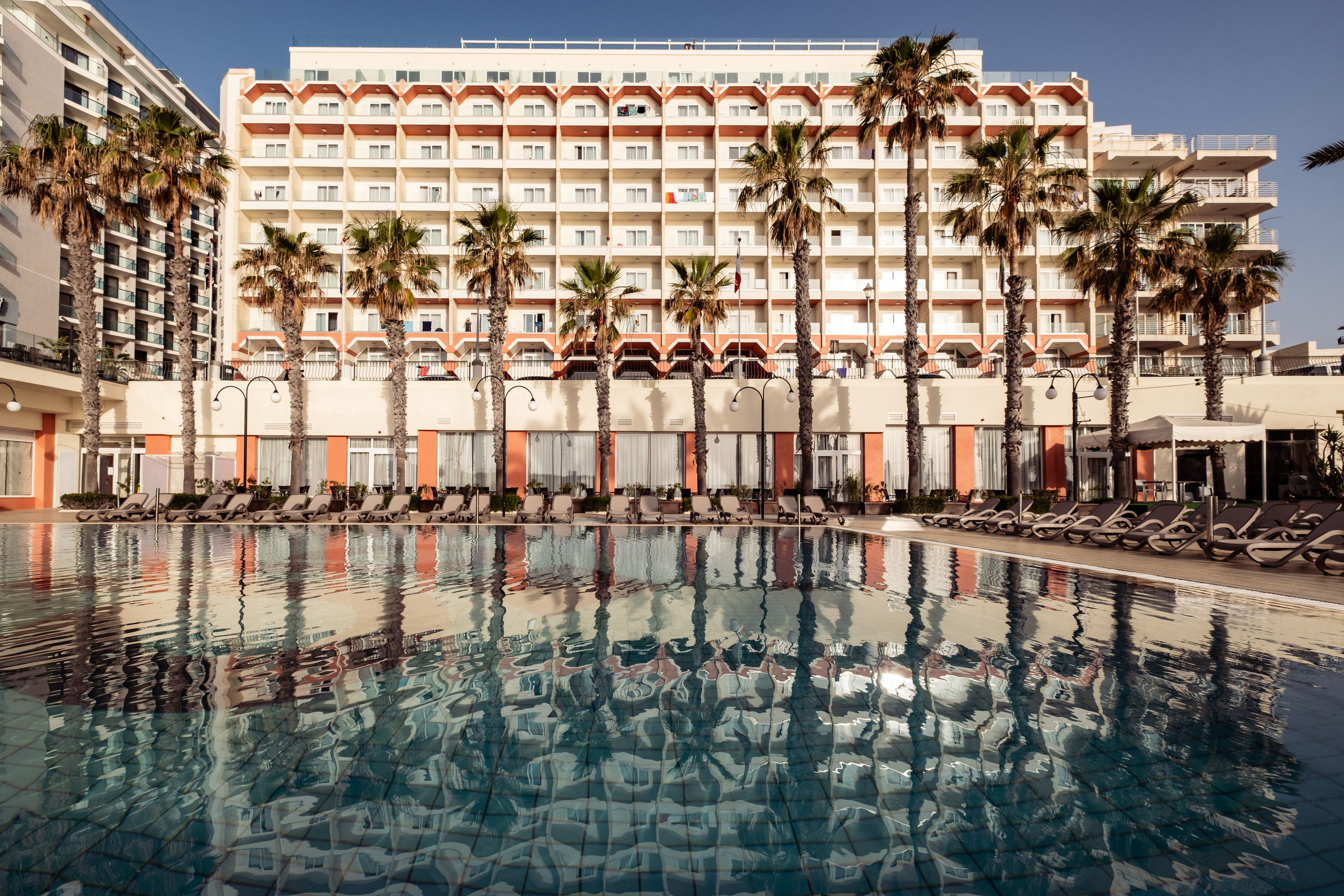 Qawra Palace Resort & SPA.