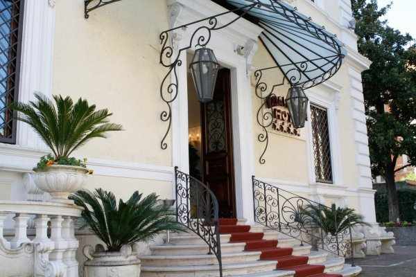 Hotel Villa Pinciana image 1