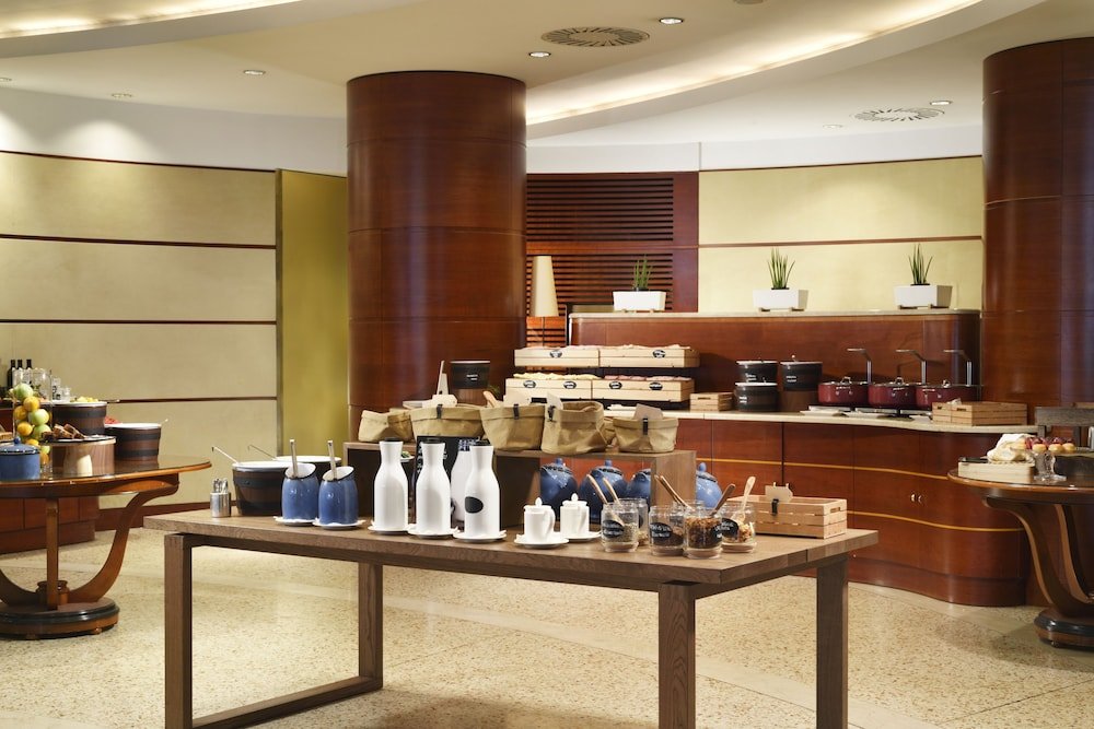 UNAHOTELS Cusani Milano foto 16