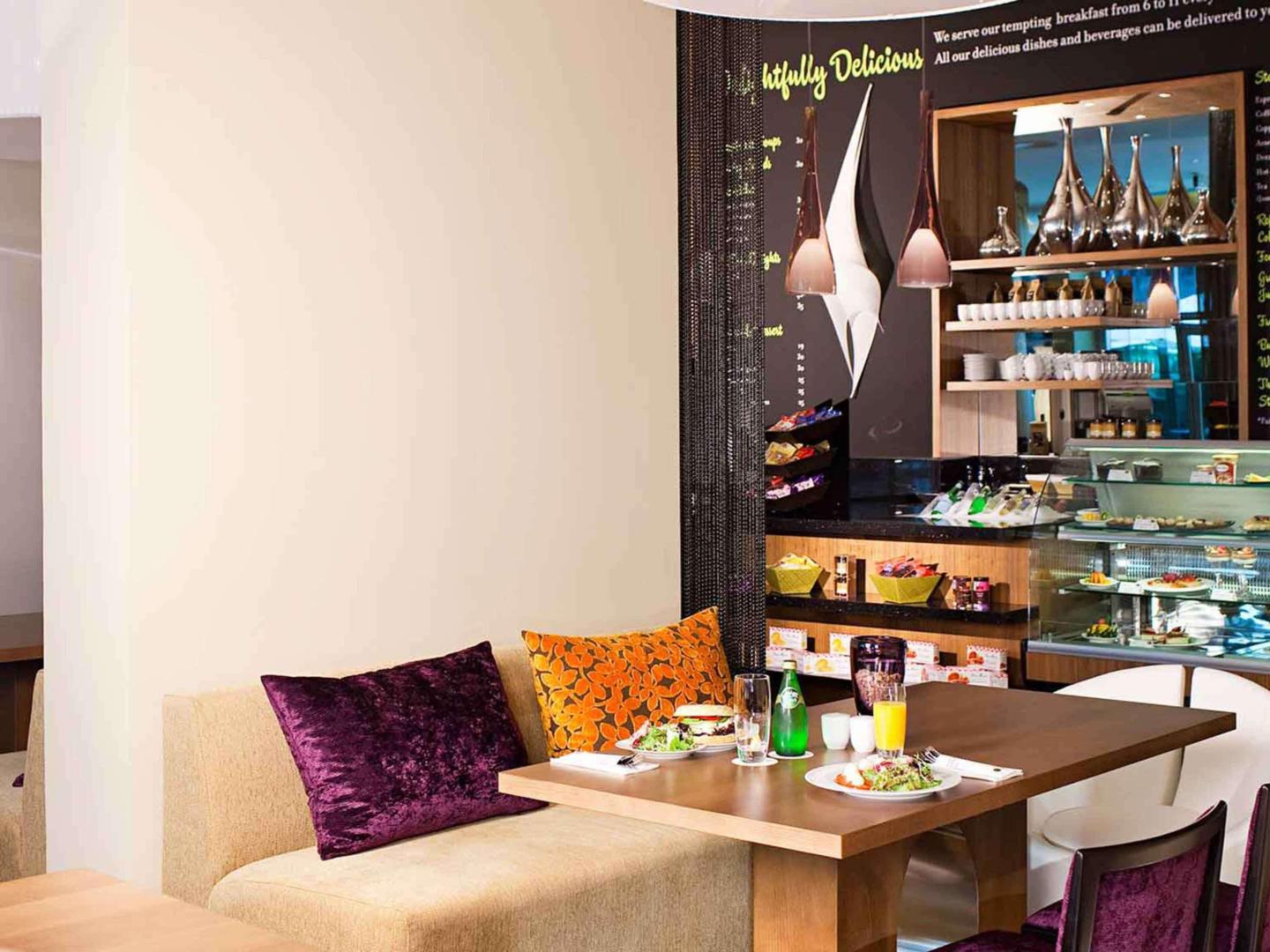 Novotel Suites Mall Avenue Dubai foto 4