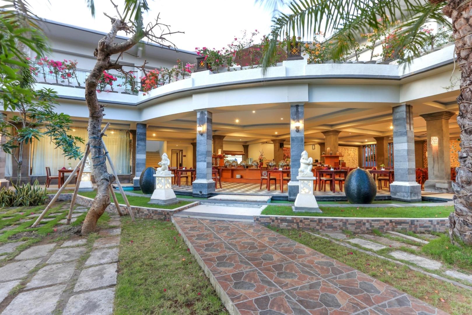 Puri Saron Seminyak foto 3