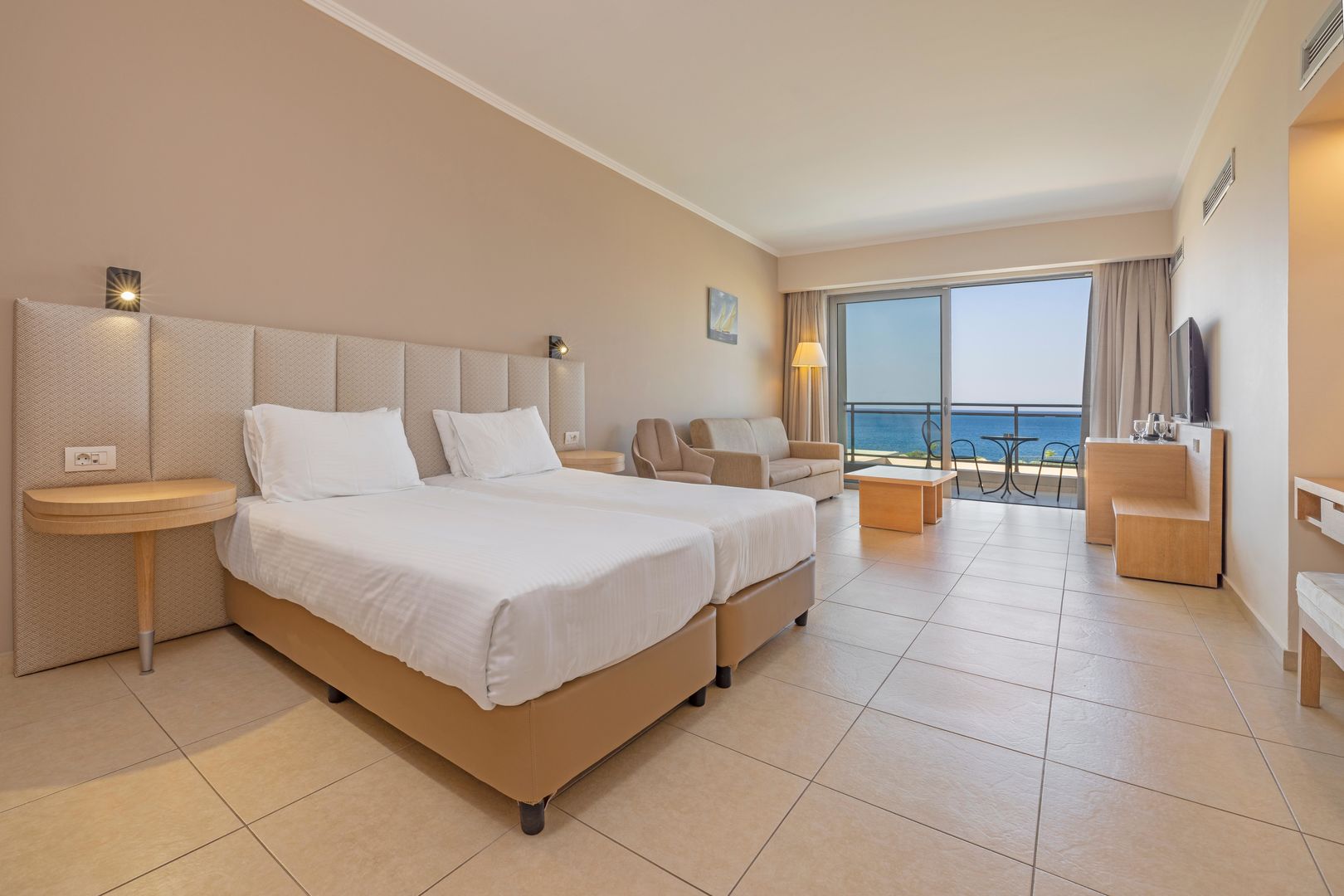 Kresten Royal Euphoria Resort image 2