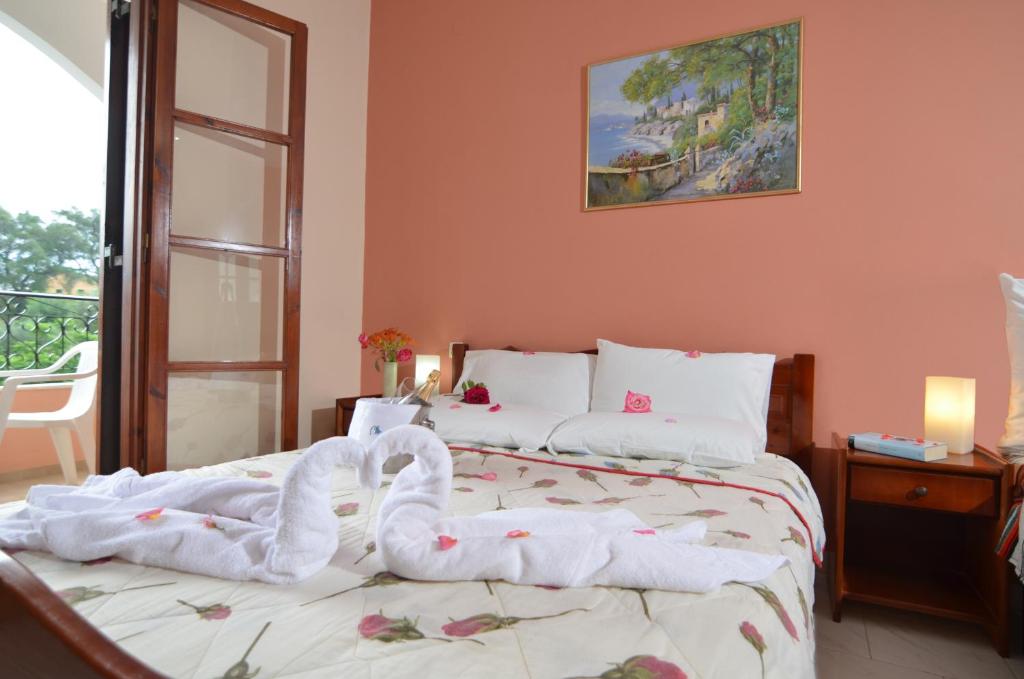 Corfu Margarita Apartments image 1