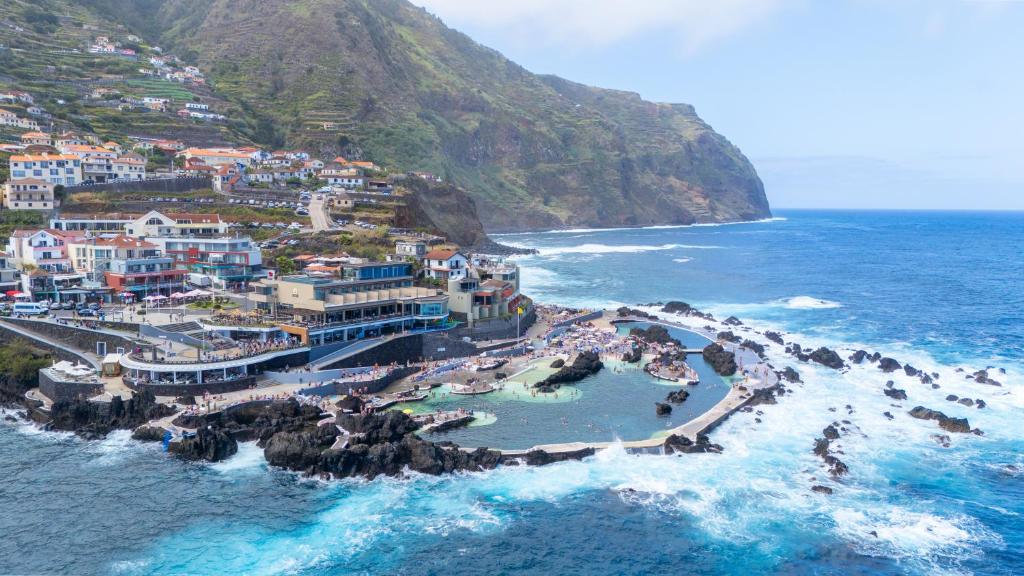 Aqua Natura Madeira image 0