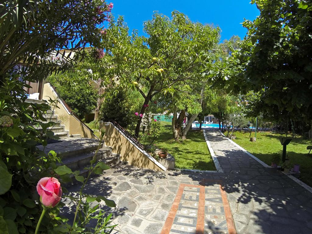 Hotel Macedon image 1