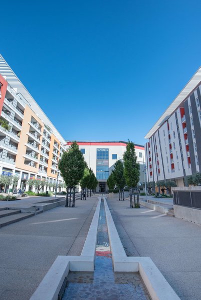 Comfort Aparthotel Nimes Centre image 3