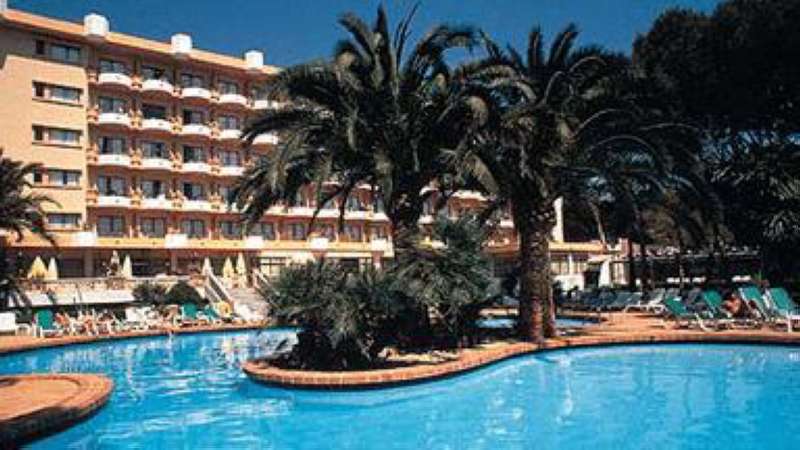 Hotel Riu Bravo