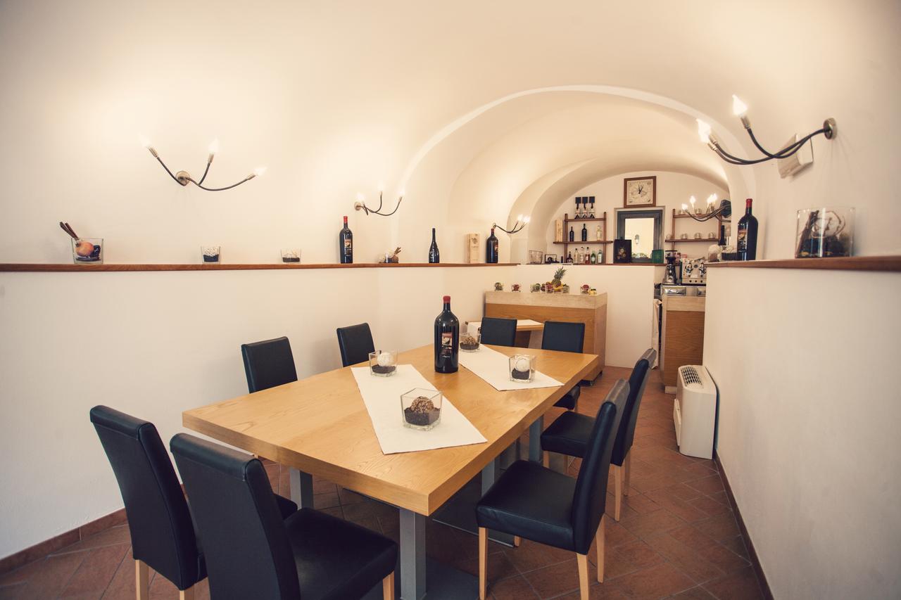 Bar met drankenselectie — Hotel Duomo