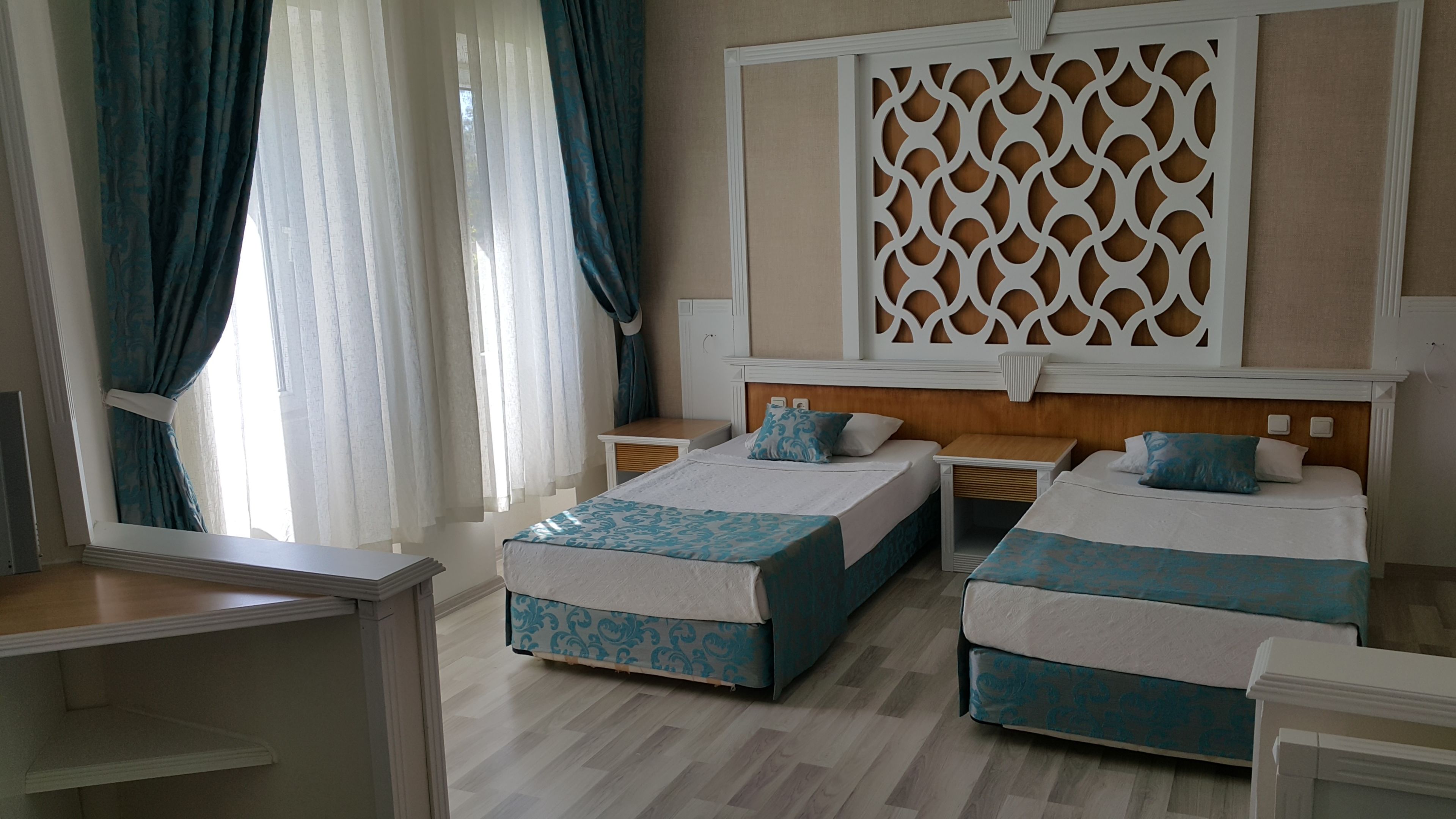 The Garden Beach Hotel image 1