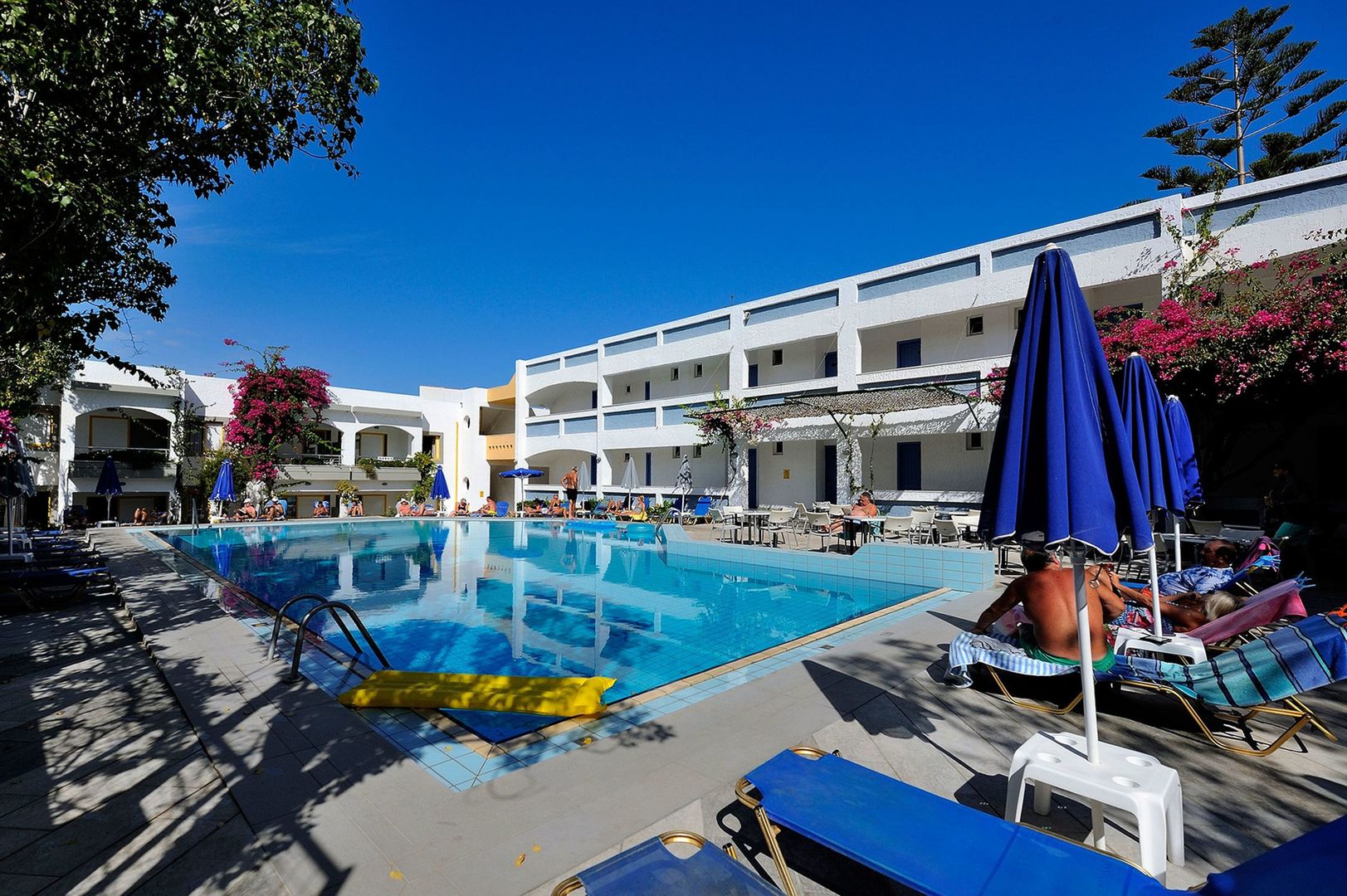 Apollon Hotel Apartments foto 8