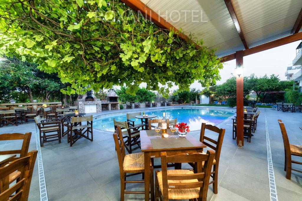 Roxani Hotel image 2