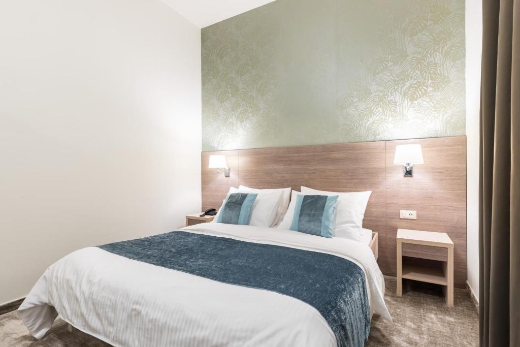 Kamer met tweepersoonsbed — Hotel Mondo