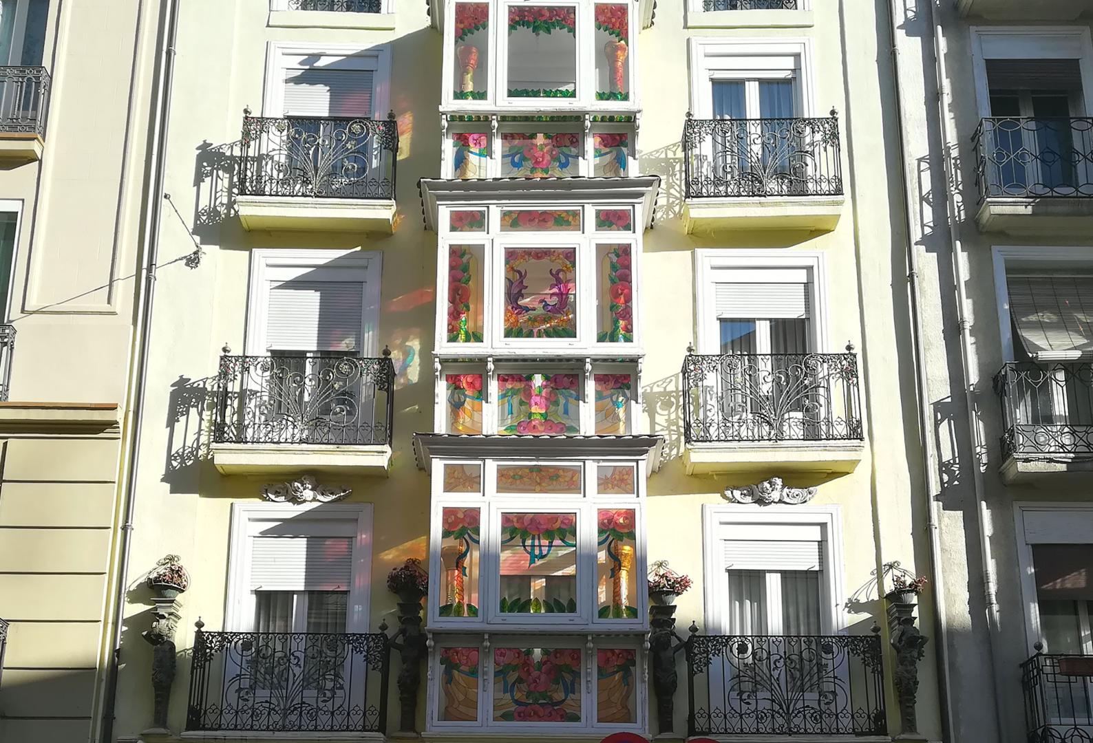 Main image