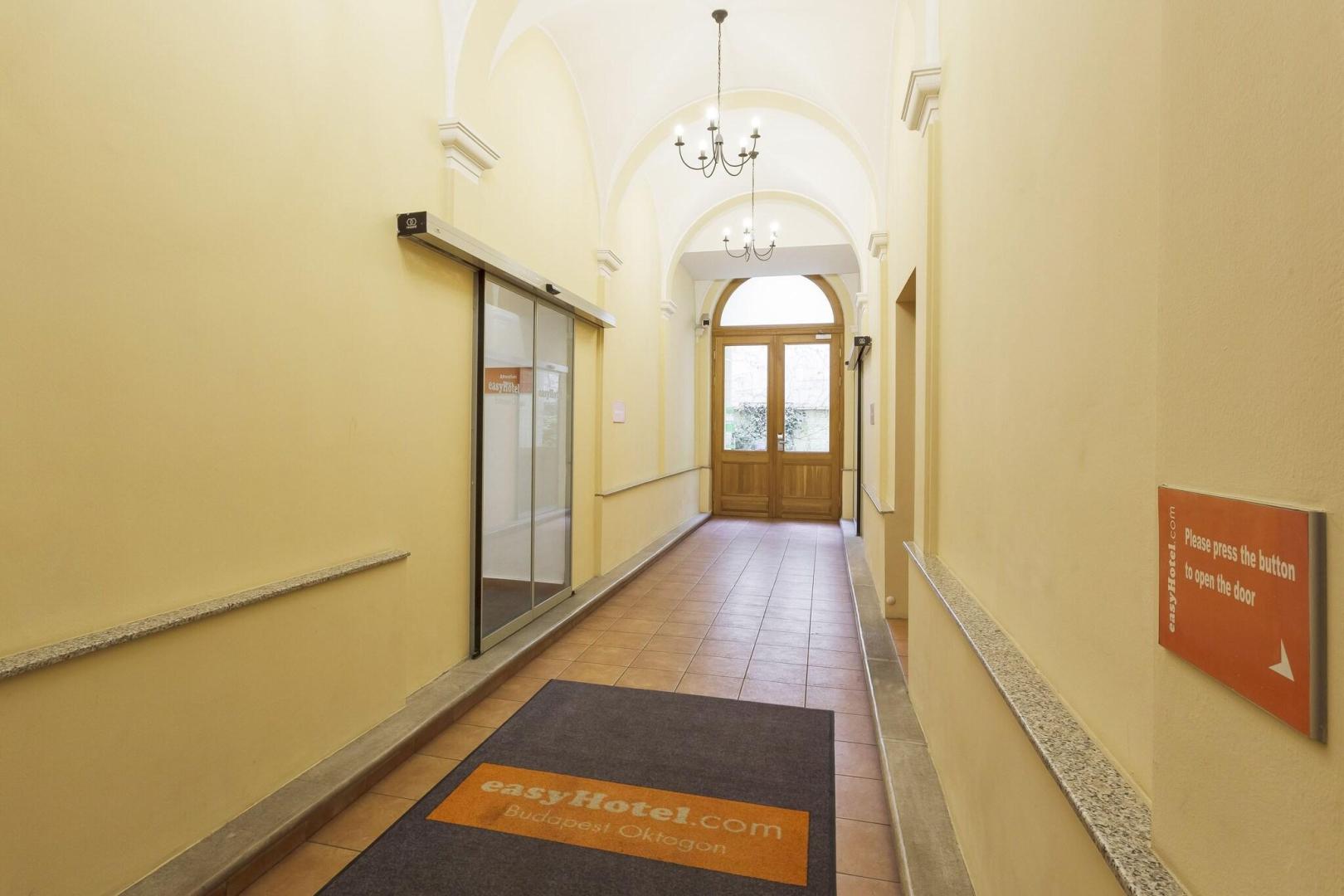 easyHotel Budapest Oktogon foto 31
