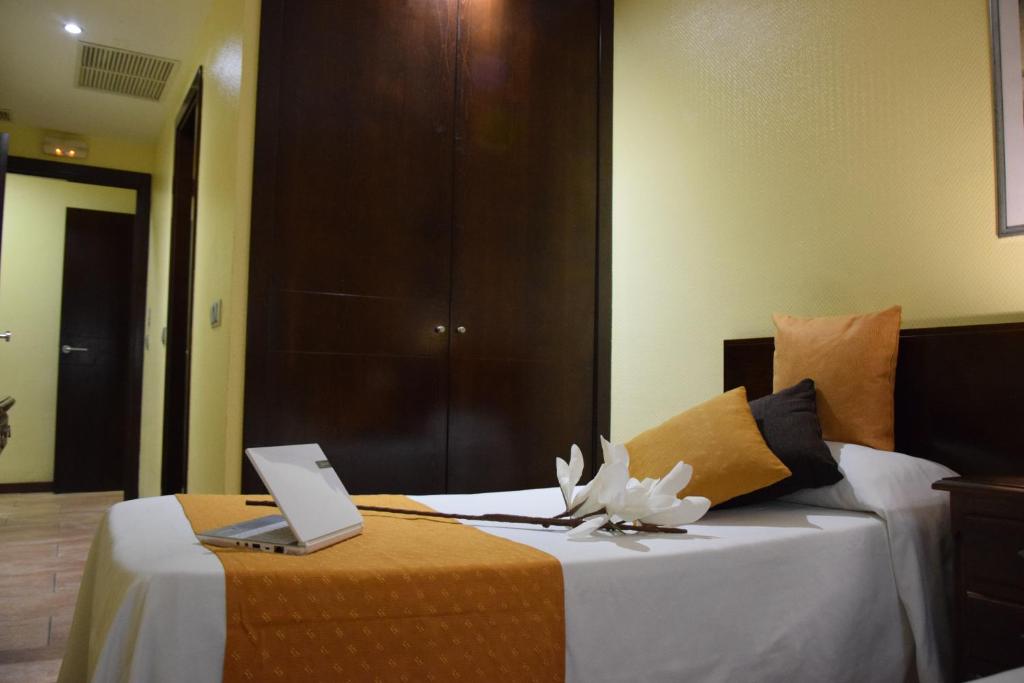 Hostal Complutense foto 9