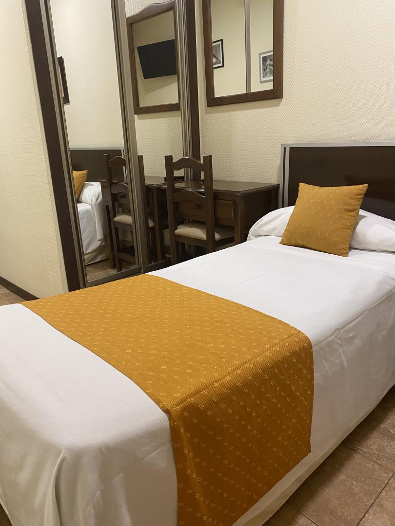 Hostal Complutense foto 11