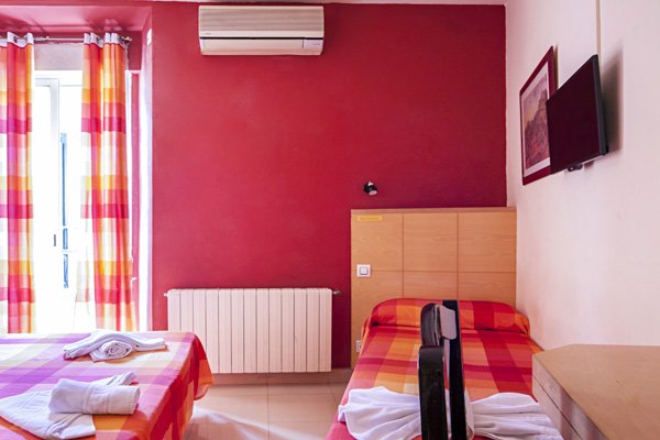 Inter Plaza Mayor image 1