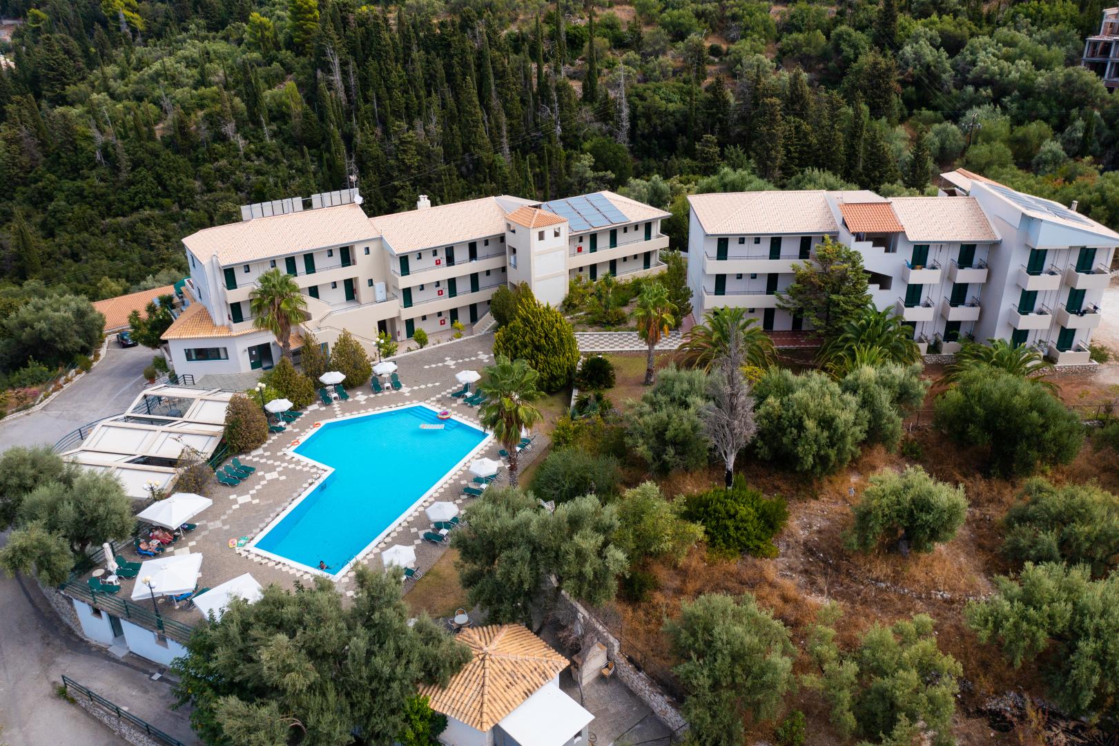 Santa Marina Hotel image 3