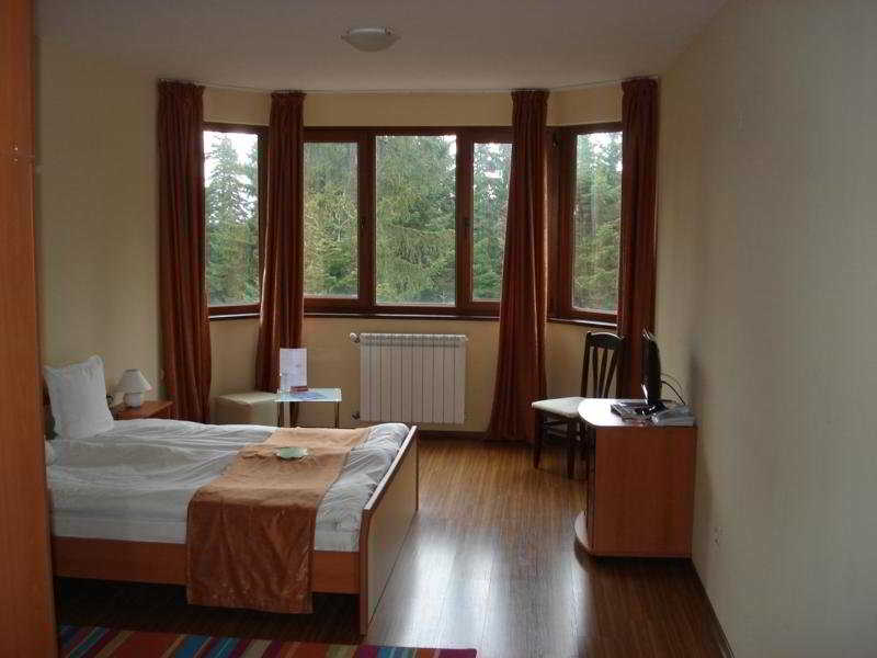 Hotel Iceberg image 2