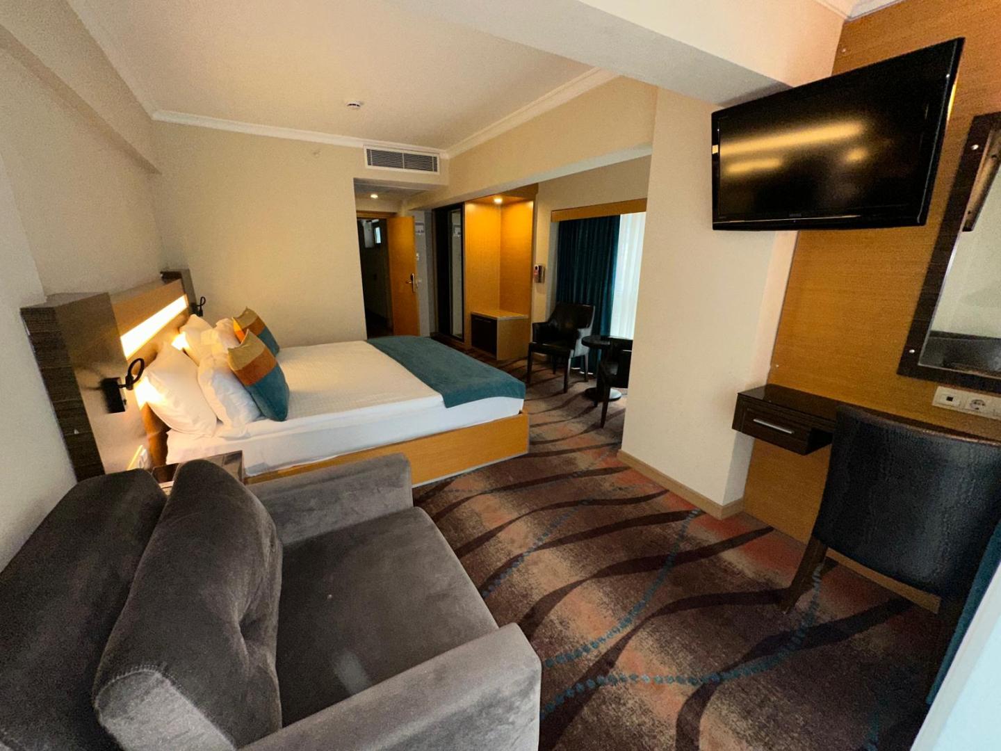Ilayda Hotel image 1
