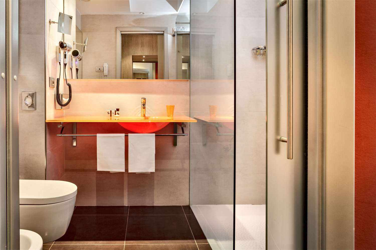 Badkamer met ligbad — Jazz