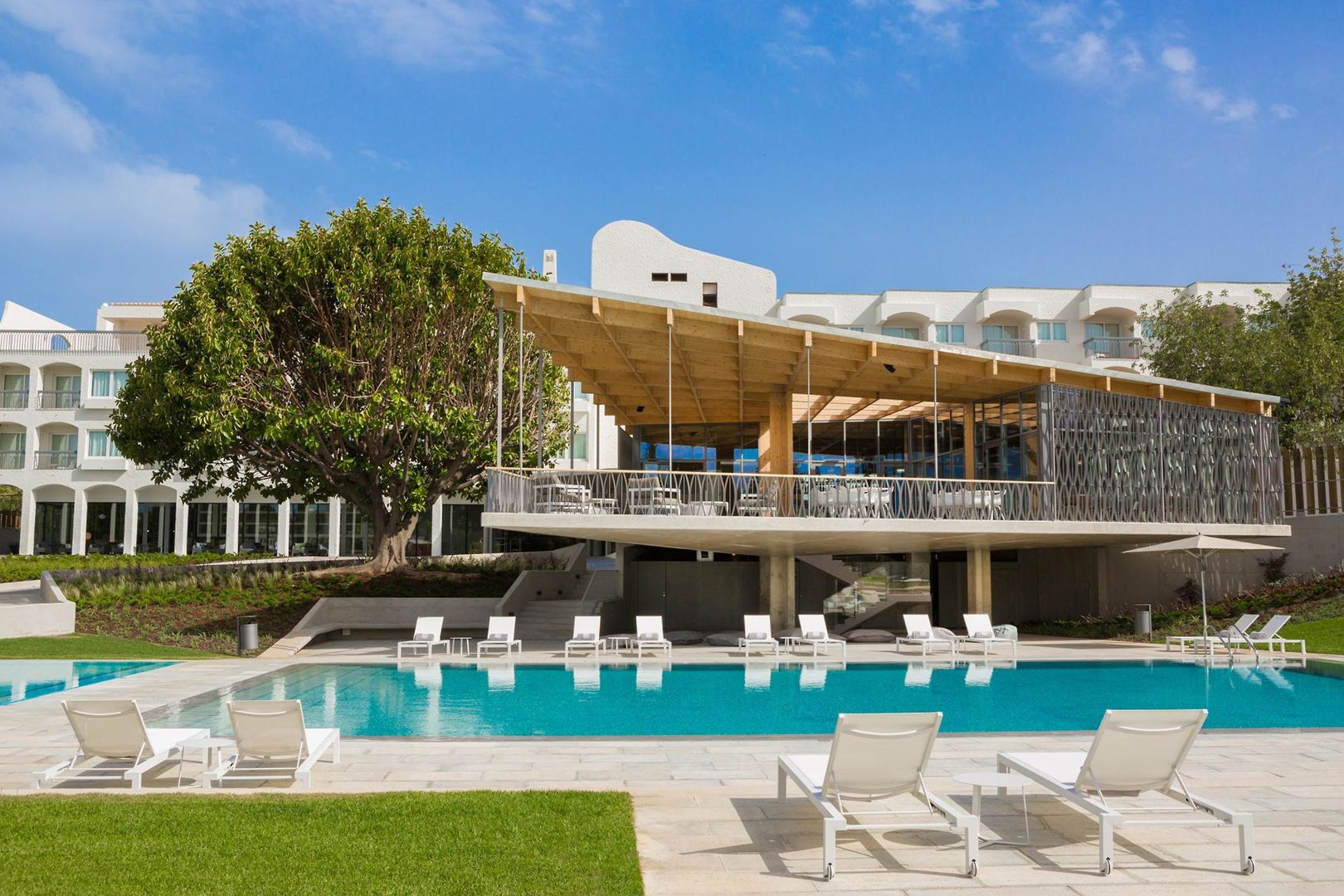 Ozadi Tavira Hotel image 0