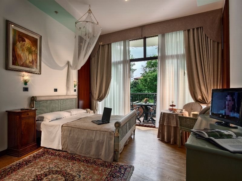 Park Hotel Junior image 1