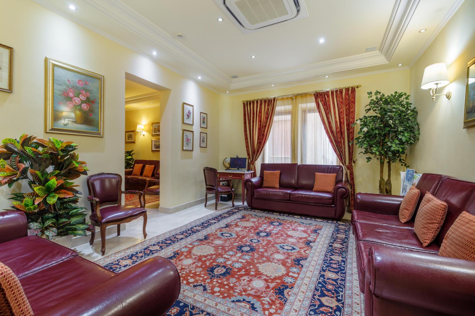 Suite met zithoek — Hotel Panorama