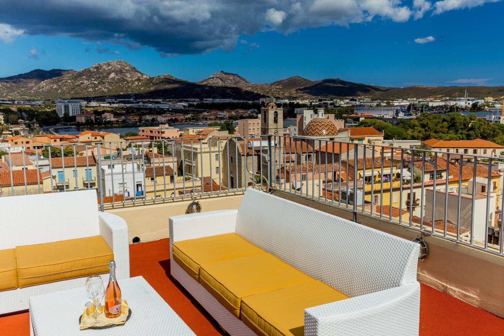 Hotel Panorama image 2