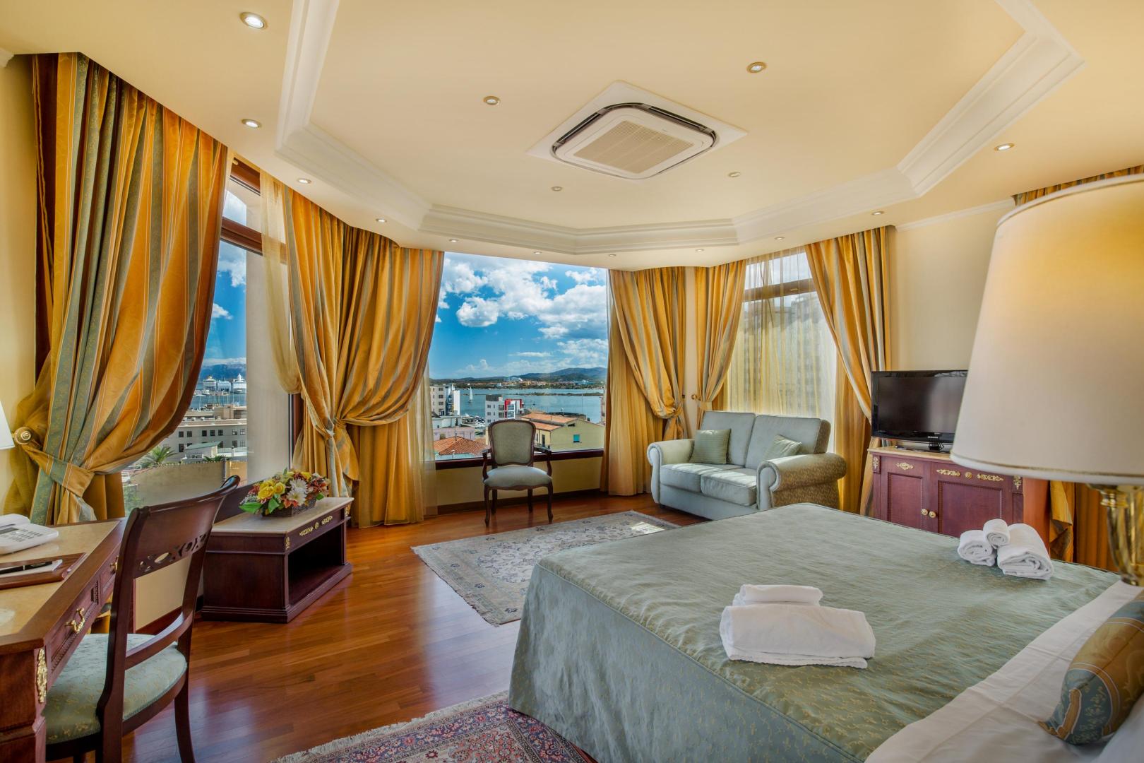 Hotel Panorama image 1