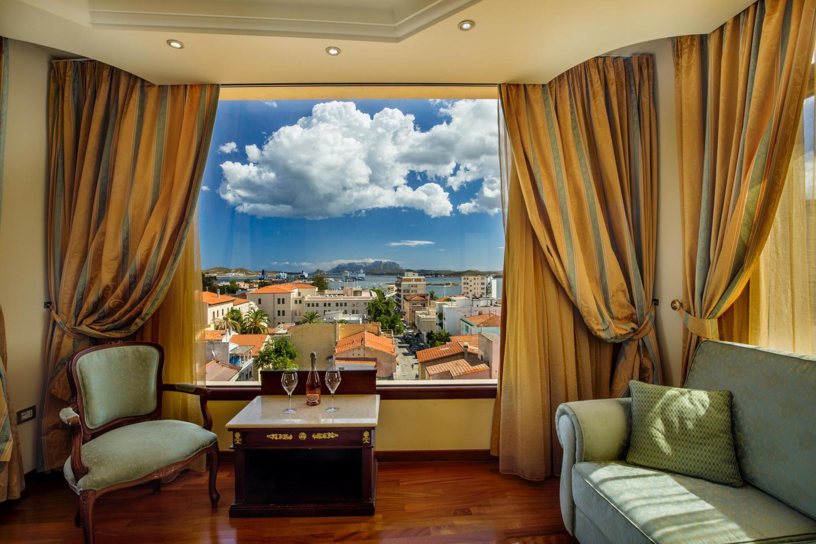 Hotel Panorama image 3