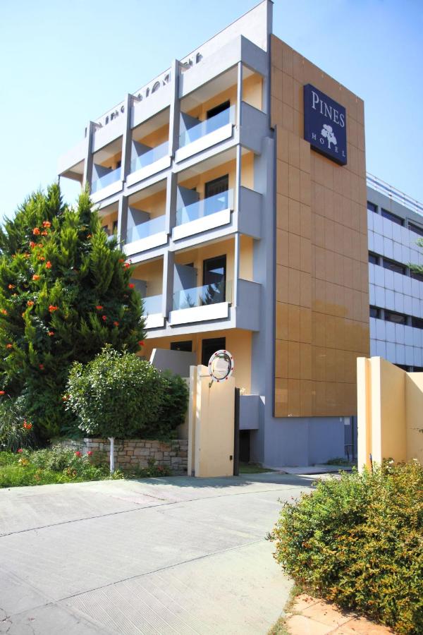 Pines Hotel foto 1