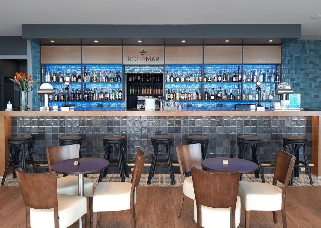 Roca Mar Hotel image 3