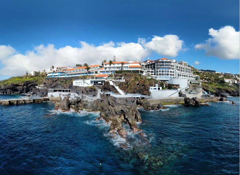 Roca Mar Hotel image 0