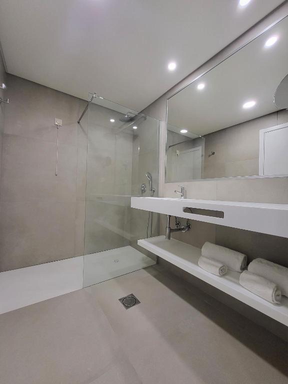 Royal Orchid image 2