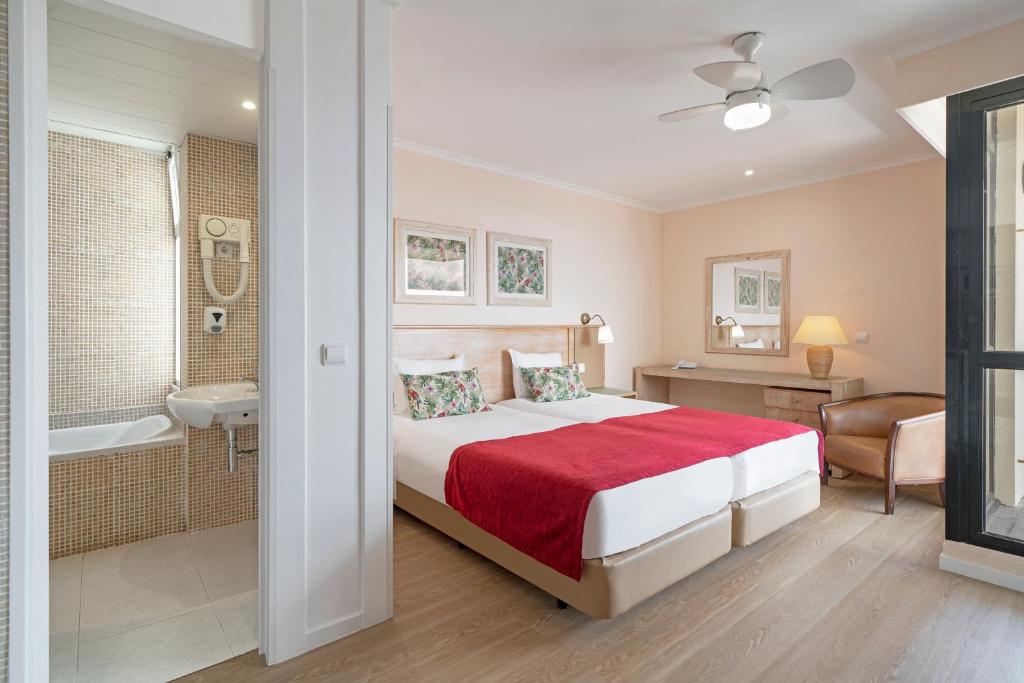 Dorisol Buganvilia Studio Hotel image 1