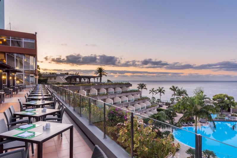 Pestana Carlton Madeira Premium Ocean Resort foto 2