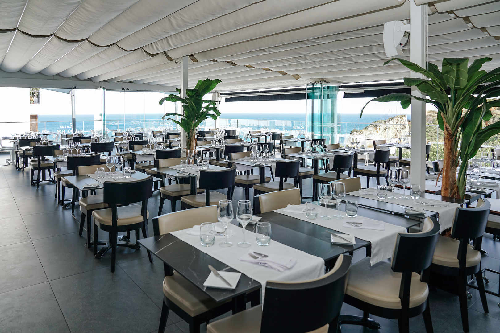 Carvi Beach Hotel Lagos image 3