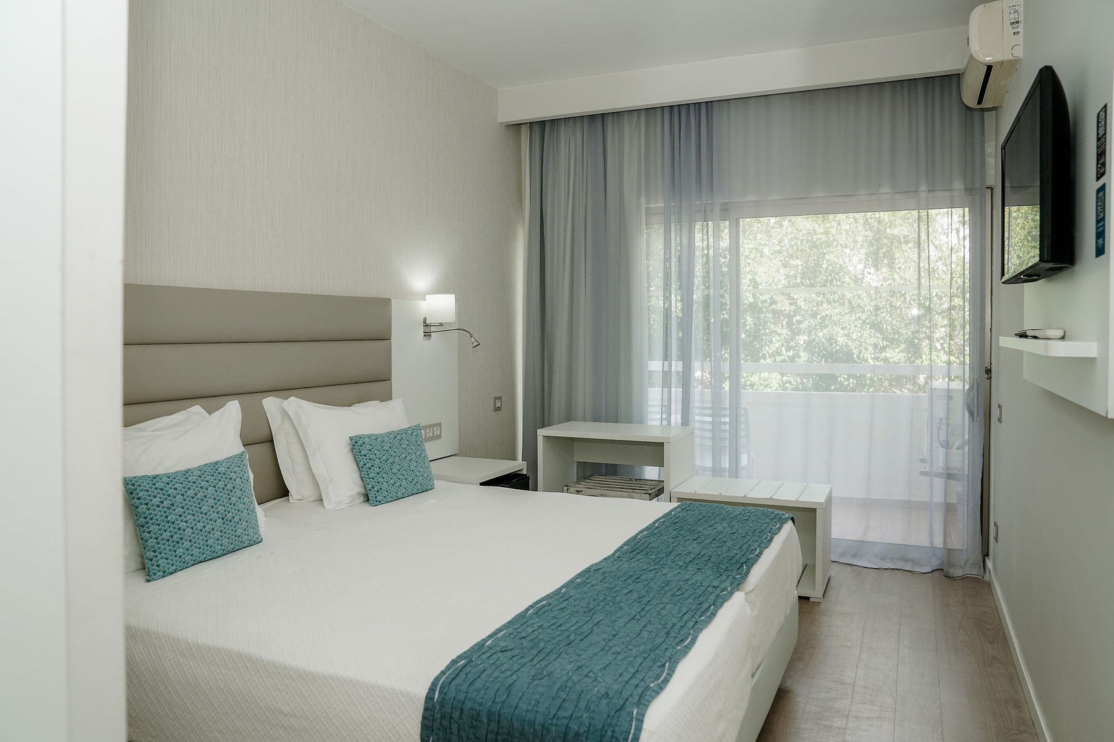 Carvi Beach Hotel Lagos image 1