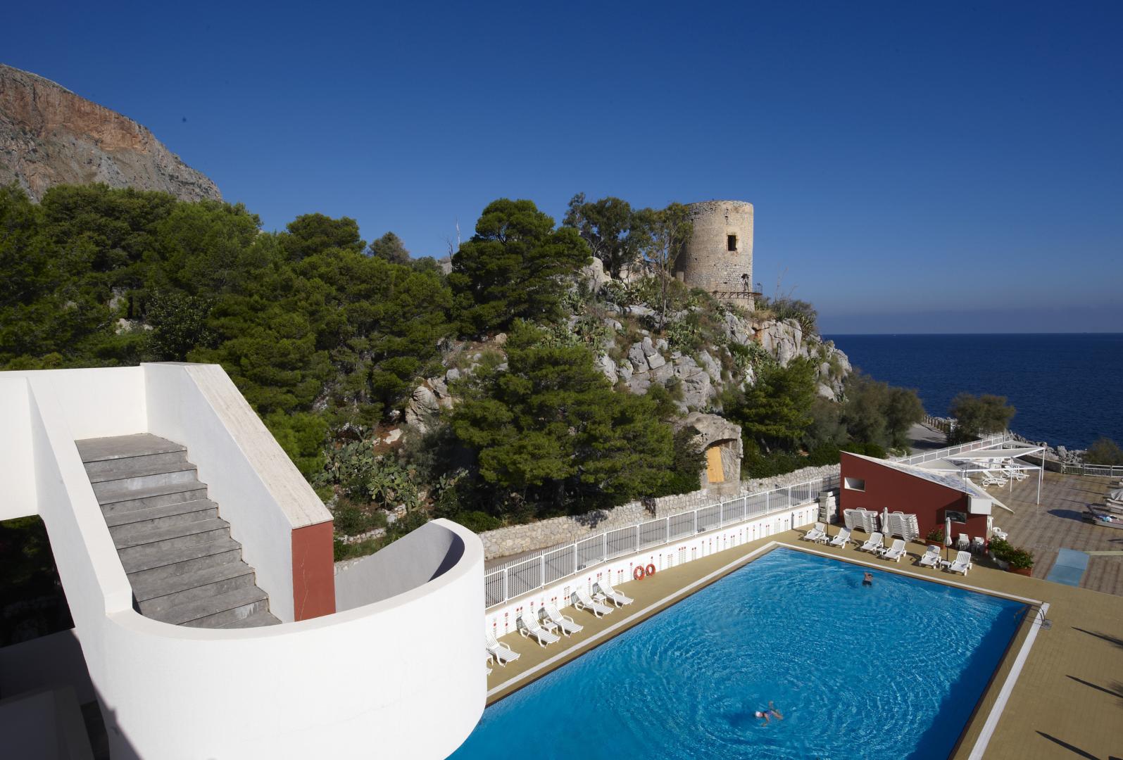 Splendid la Torre image 0