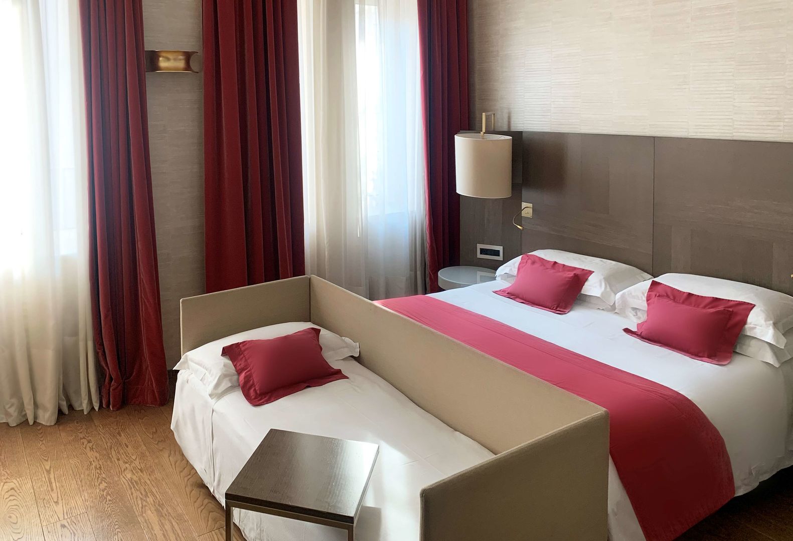 Rosa Grand Milano foto 77