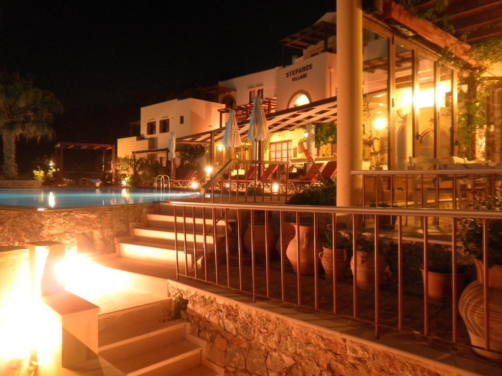Stefanos Village Hotel foto 14