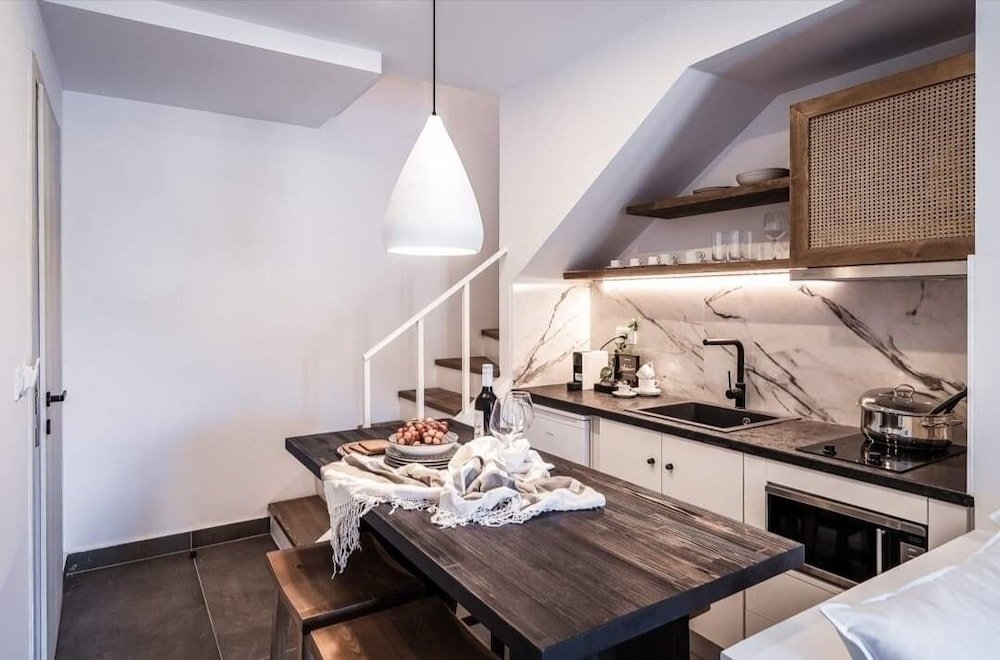 Stella Luxury Apartments image 3