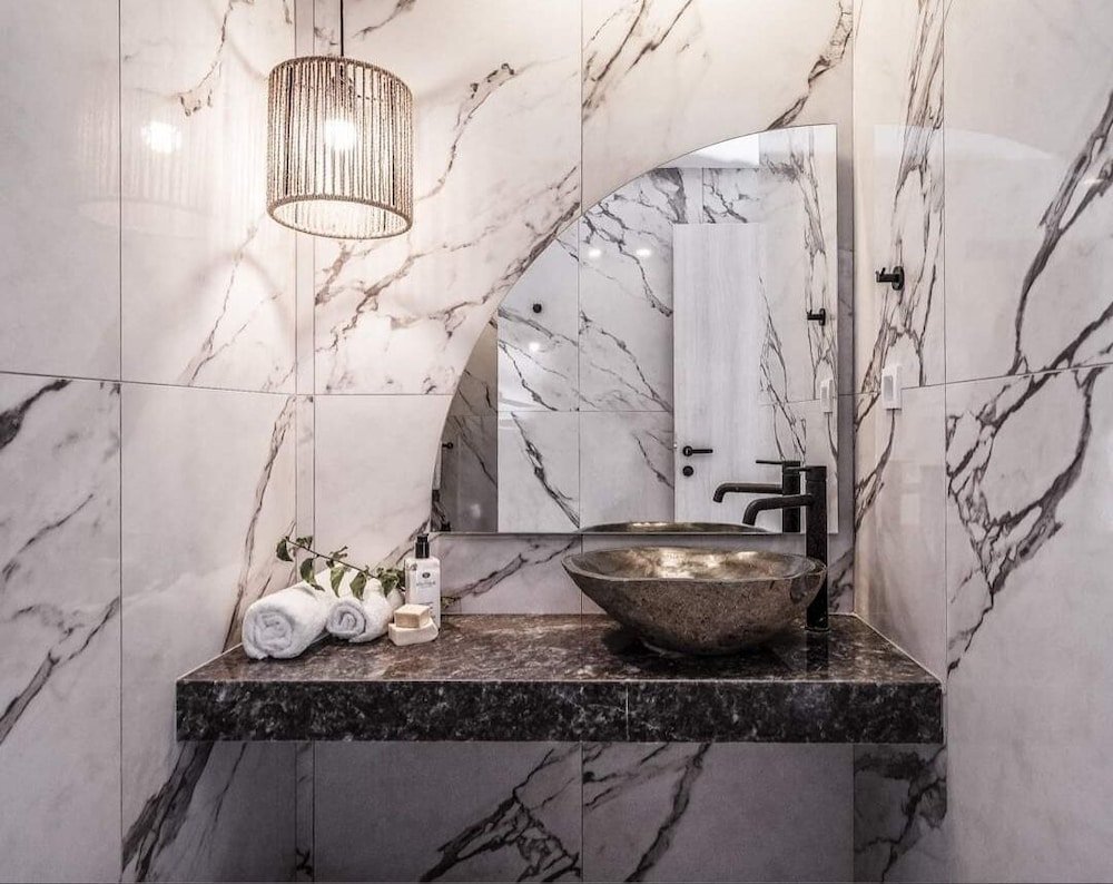 Stella Luxury Apartments image 2