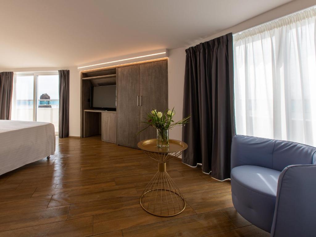 Grand Hotel Faraglioni foto 16