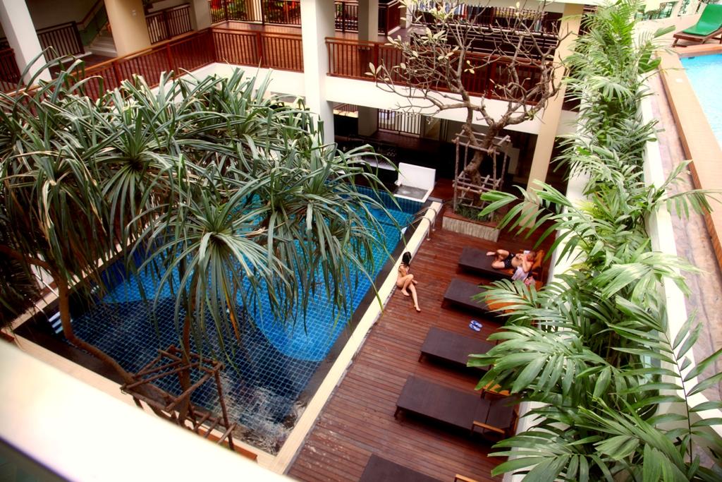 Sunshine Hotel & Residences